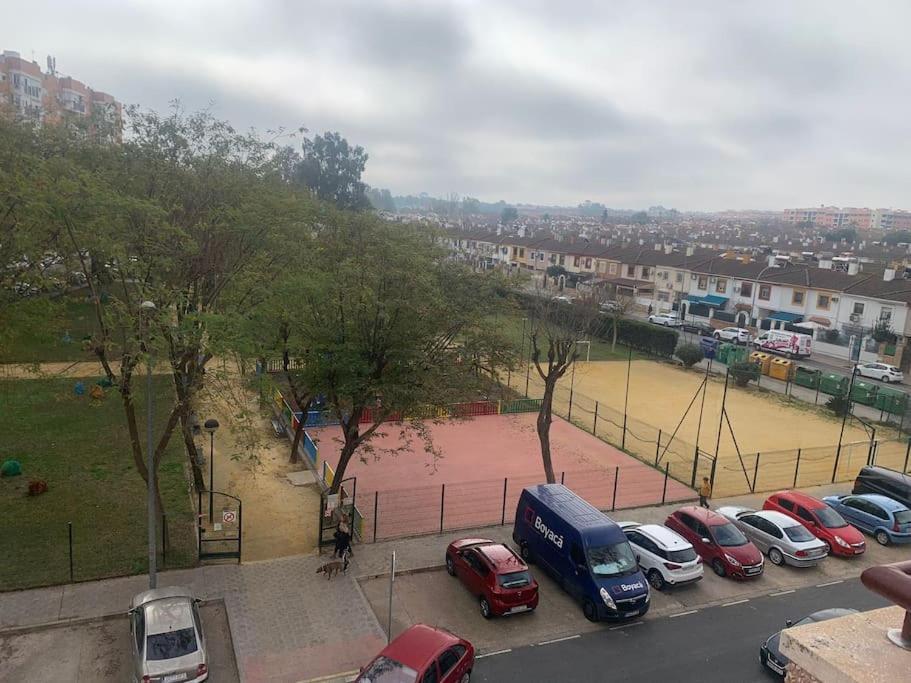 Apartmán Vistas Desde Montequinto Dos Hermanas Exteriér fotografie