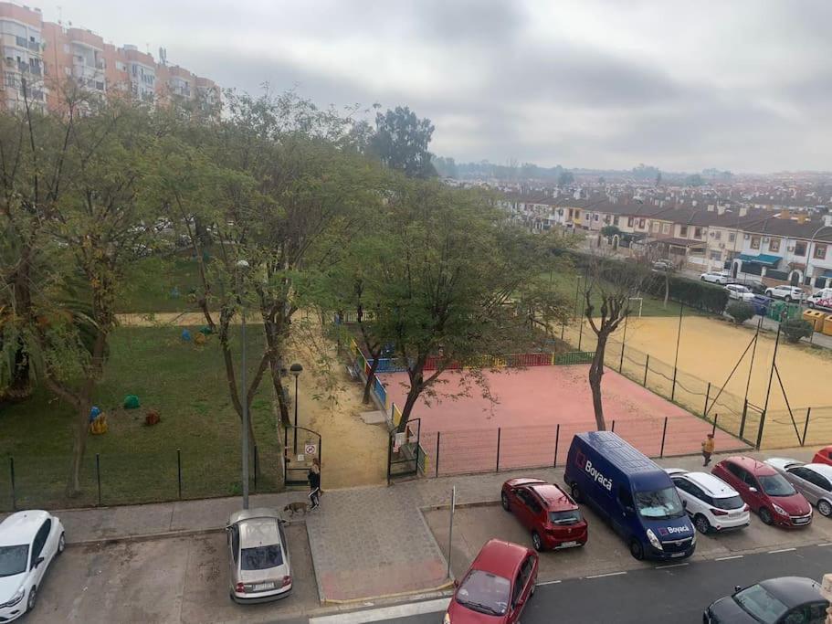 Apartmán Vistas Desde Montequinto Dos Hermanas Exteriér fotografie